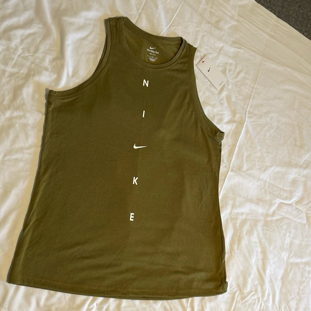 New Nike Dri-Fit